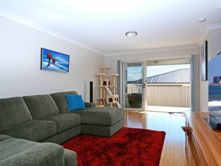 CLASSY MODERN UNIT! - Photo 3