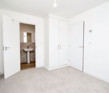 Harrington Close - Photo 3