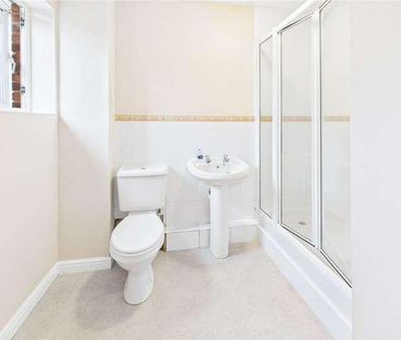 Tower Close, East Grinstead, West Sussex, RH19 - Photo 6