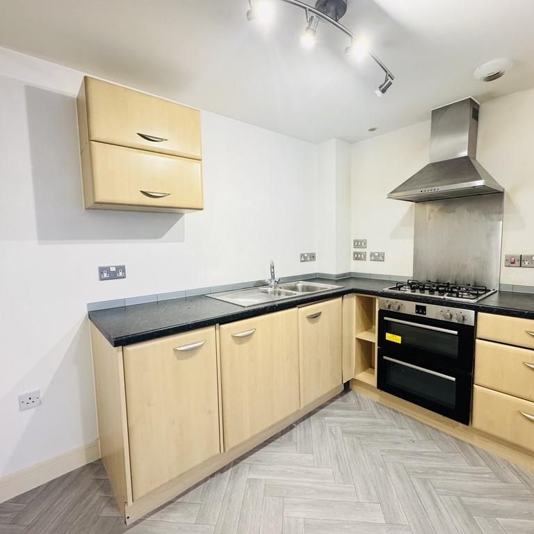 1 bedroom flat to rent - Photo 1