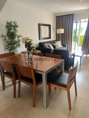 Alquiler de chalet adosado en Urbanización Marina del Sol s/n - Photo 1