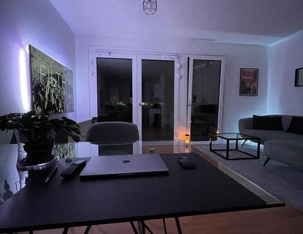 Voll möblierte 1-Zimmer-Wohnung Neubau Düsseldorfer Medienhafen - Foto 1