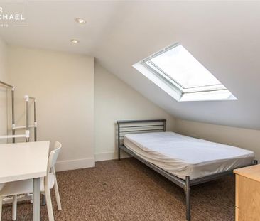 6 bedroom terraced house to rent - Photo 5