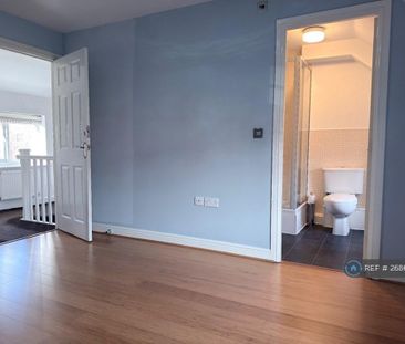 3 bedroom detached house to rent - Photo 6