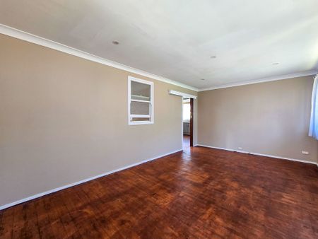 Spacious Family Home on a Large Block in a Prime Location - Photo 4