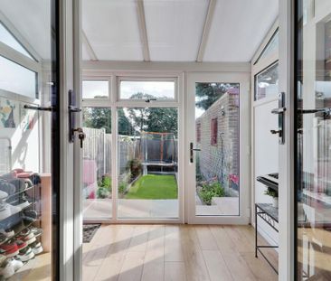 2 bedroom semi-detached house to rent - Photo 3