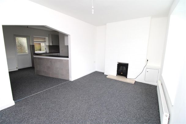House For Rent Pantypwdyn Road, Abertillery - Photo 1