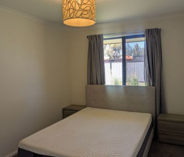 Modern 3-Bedroom Home for Lease – Secure, Spacious & Fully Furnished - Photo 5