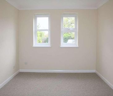 Oakley Close, Addlestone, KT15 - Photo 2