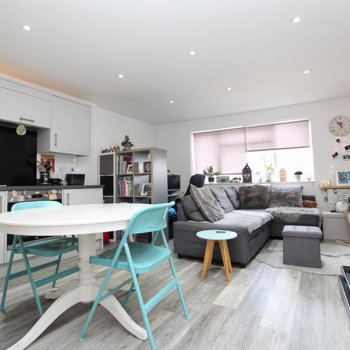 1 bedroom apartment to rent - Photo 1