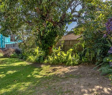 24 Greenslade Street, West End - Photo 1