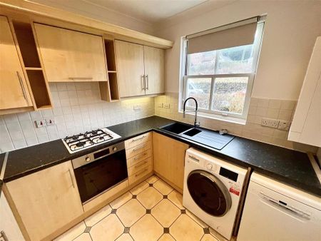 2 bedroom house to rent - Photo 3