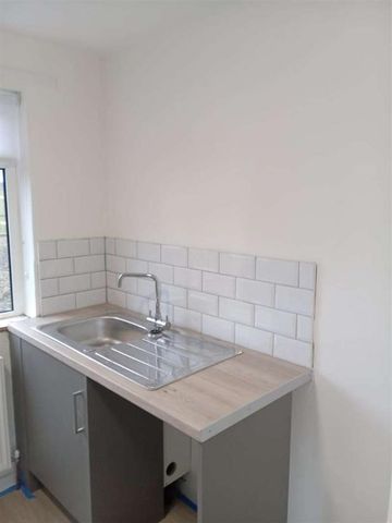 College Road, Ashington, NE63 - Photo 5