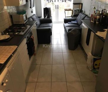 Cathays Terrace, Cathays, CF24 - Photo 4