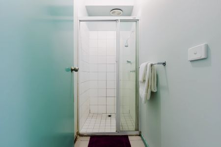 4 or 5 Bedroom Apartment - Photo 4