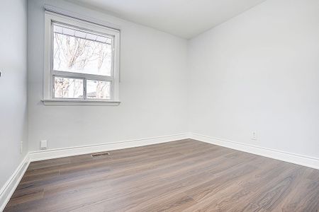 For Lease - 156 Combe Avenue, Toronto, Ontario - Photo 5