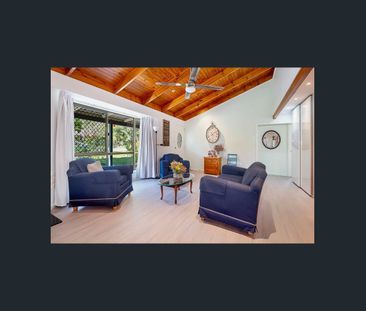 Spacious Family Home with Pool & Shed - Photo 4