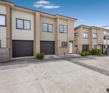 3 Bedroom in Mangere - Photo 6