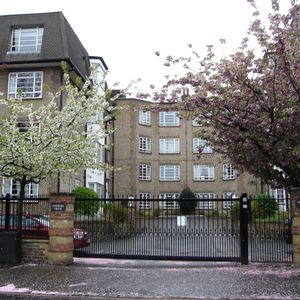 Woodside, Wimbledon, SW19, London - Photo 3