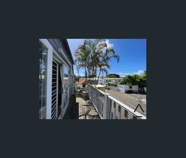 Spacious Free Standing Studio Apartment - Photo 4