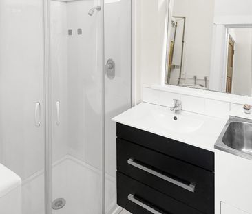 2-Bedroom Flat in the Heart of Newtown - Photo 5