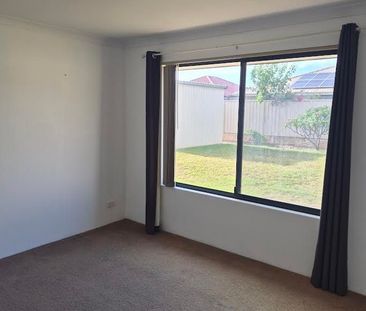 Spacious Family Home - Photo 6