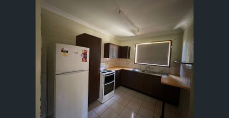 PARK AVENUE UNIT, GLENMORE ROAD - Photo 3