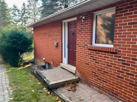 For Lease - 145 Pemberton Road Unit# Main Floor 1-Bed. Apt., Richmond Hill, Ontario - Photo 1