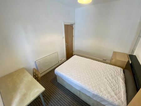 4 bedroom house to rent - Photo 4