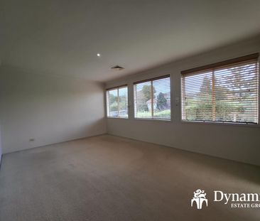 Spacious Family Home in Prime Location - Photo 4