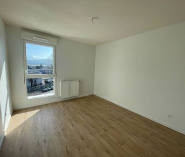 Location appartement Grenoble 38000 42.9 m² - Photo 4