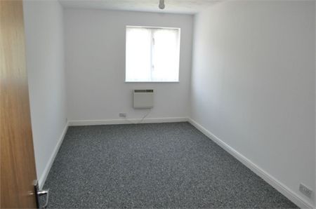 A 1 Bedroom Apartment Instruction to Let in Bexhill on Sea - Photo 2