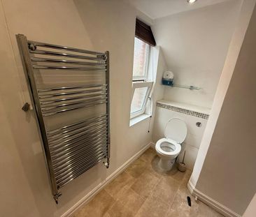 Flat to rent on - Photo 5