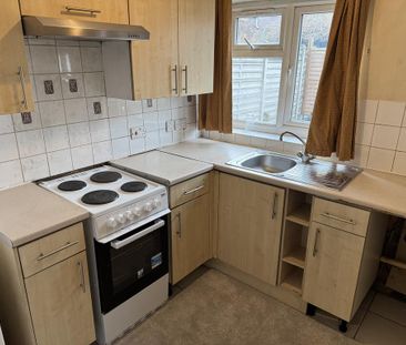 Studio to rent - Photo 4