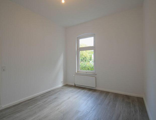 6659 - Sofort Bezugsfrei! Attraktive 4-Zimmer-Wohnung in weißer Altbauvilla im Herzen von Oldenburg! - Foto 1