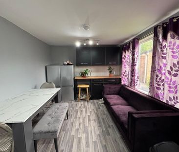 Room in a Shared House, Norfolk Park Village, S2 - Photo 6