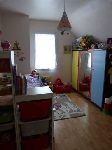 Maison 4 pièces - - Photo 3