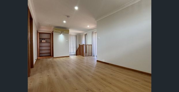 A Stunning Five-Bedroom Family Haven! - Photo 1