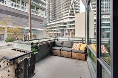 For Lease - 30 Ordnance Street Unit# TH105, Toronto, Ontario - Photo 3