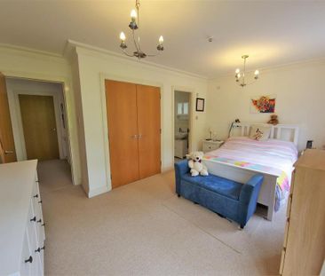 2 bedroom apartment to rent - Photo 6