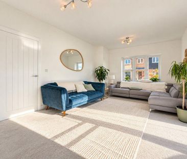 4 bedroom detached house to rent - Photo 2
