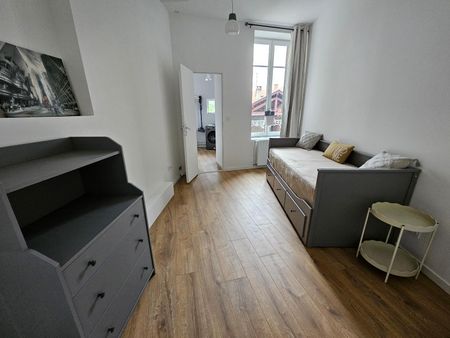 Location Appartement 3 pièces 68m² ST CHAMOND 42400 - Photo 4