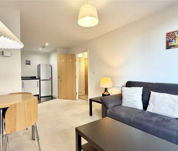 28, Charcot Road,, London, NW9 - Photo 1