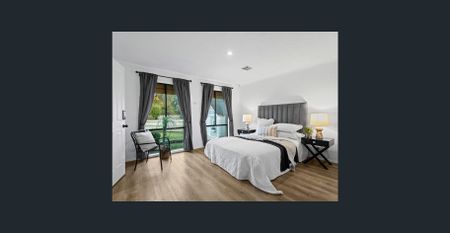 Spacious Family Living in a Quiet Court Location - Photo 5