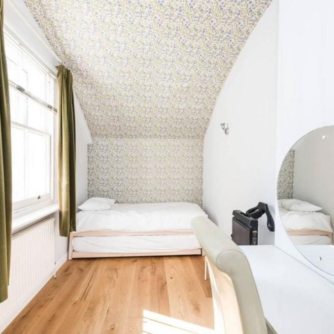 3 bedroom flat to rent - Photo 1