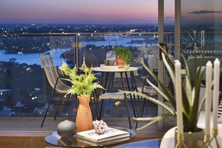 Seamless Living with Study & Elevated Views across Harbour & City Skyline - Photo 2