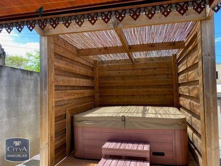 Location Maison 4 pièces 97m² ST PIERRE 97410 - Photo 5