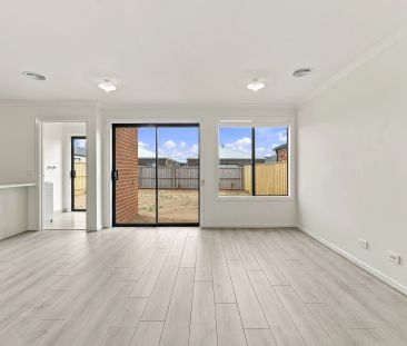NEW BUILD HOME FOR RENT IN LARA - Photo 2