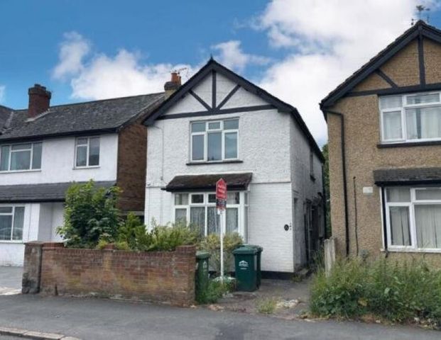 Chesterfield Road, Ashford, Surrey,TW15 - Photo 1