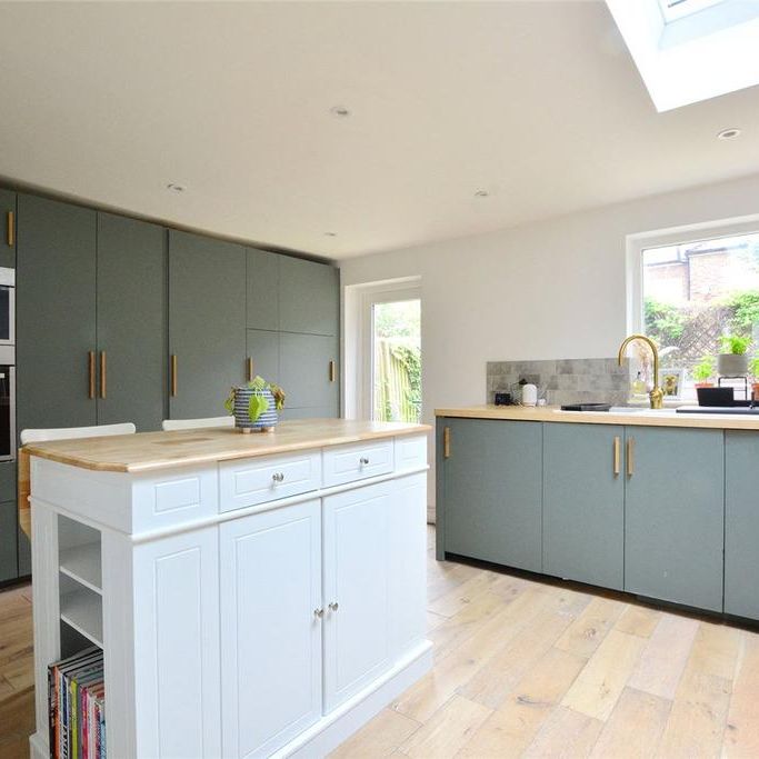 2 bedroom terraced house to rent - Photo 1